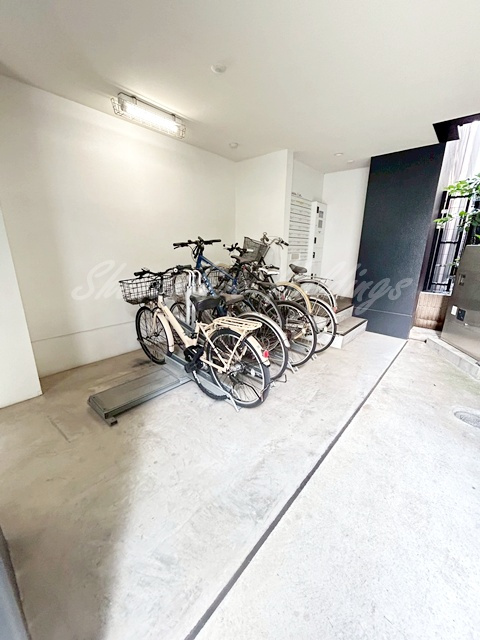 アーク レティシア レジデンスのその他共用部分|自転車置き場・バイク置き場もございます☆