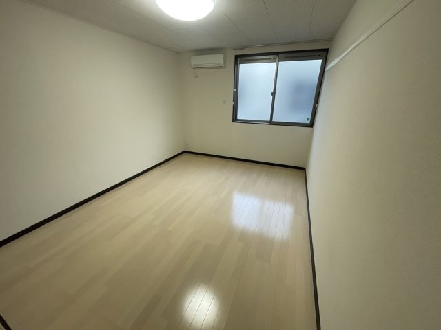 レオネクストガルデン青江の居間・リビング|ゆったりとしたリビングです