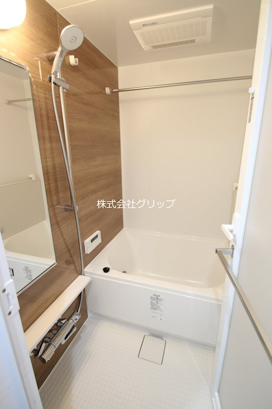 Le'a横濱阪東橋参番館の浴室