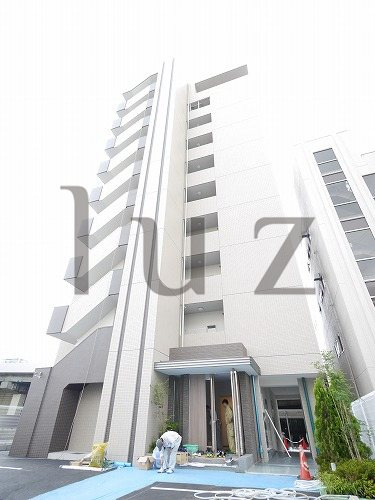 ラフィーエ横浜の外観