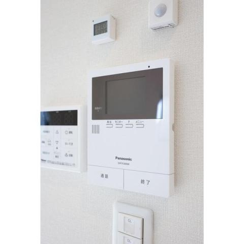 グリュック清水のセキュリティ|グリュック清水　モニター付きインターホン