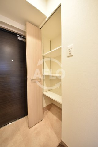 La Douceur九条の玄関|La Douceur九条　下駄箱