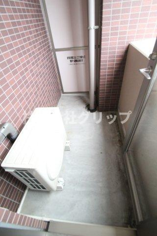 レグラス横浜西口のバルコニー