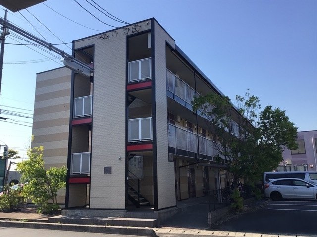 レオパレスエクレール今の外観|外観もきれいです
