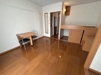 【居間・リビング】 | レオパレス吉備中山 | ゆったり過ごせる居間です