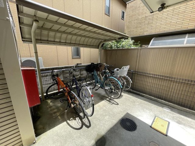 レオパレス伊島町２丁目のその他
