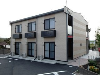 レオパレスおいしの外観|物件の外観です