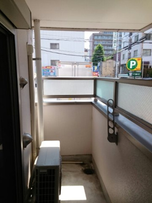 【バルコニー】 | 駅前町アビタシオン | お洗濯にも便利なバルコニー付き