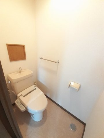 さくらマンションＢのトイレ|トイレです