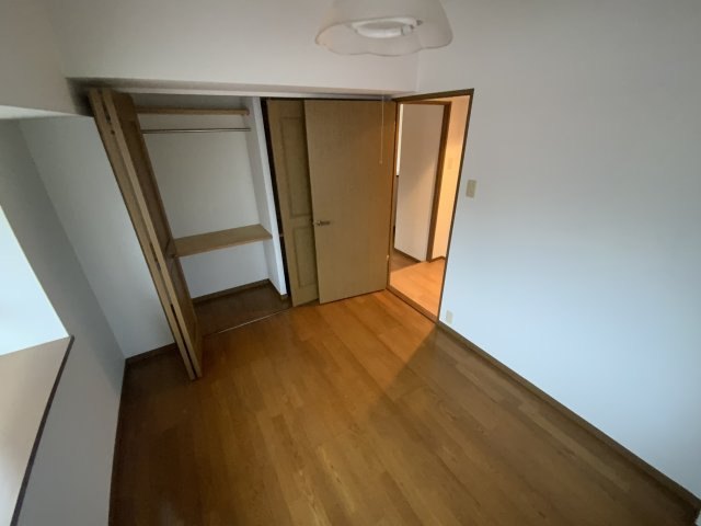 ソフィール中川
