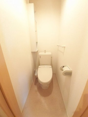 【トイレ】 | アンヴィーニュ | 清潔感のあるトイレです