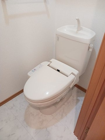 リヴィエールのトイレ|コンパクトで使いやすいトイレです