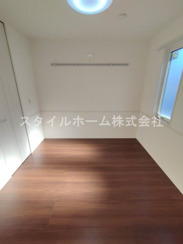 アークスクエアの居間・リビング|別部屋写真です。