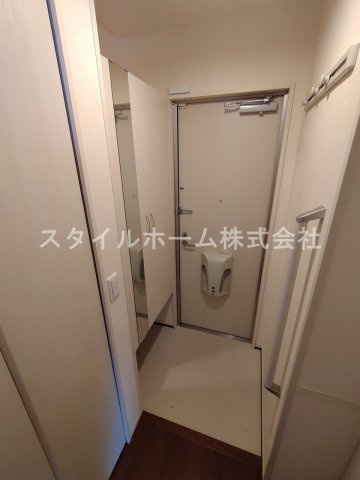 アークスクエアの玄関|別部屋写真です。