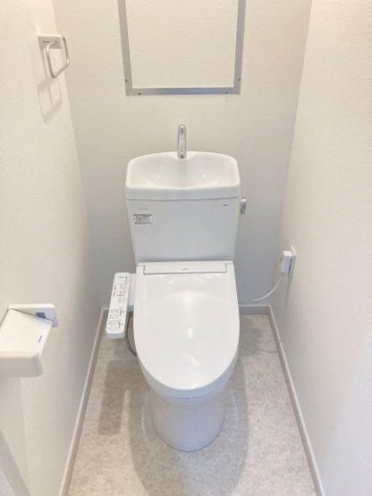 【トイレ】 | ルリエメール伊島 | ゆったりとした空間のトイレです