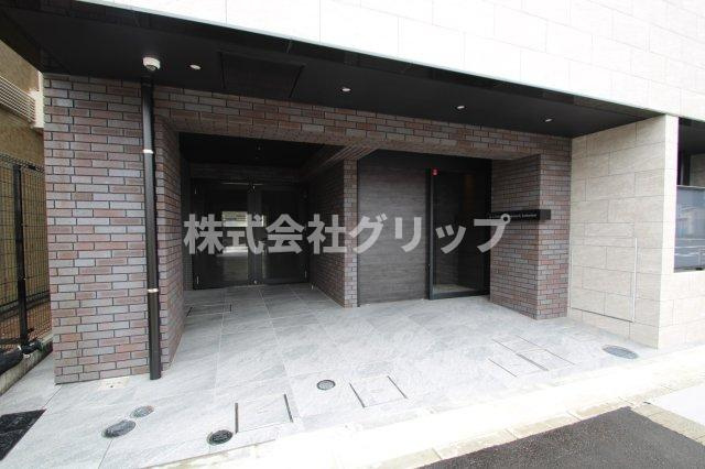 Le'a横濱和田町参番館のエントランス
