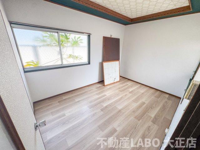 大正区鶴町1丁目戸建ての洋室
