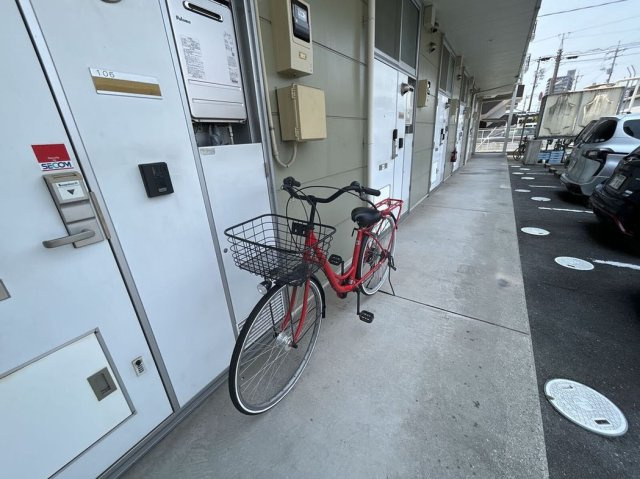 レオパレスコスモスのその他