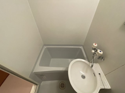 【浴室】 | レオパレスラ・ホーレ | コンパクトで使いやすいお風呂です