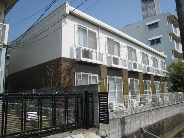 【外観】 | レオパレス津島マンション第３ | 外はこのようになっています