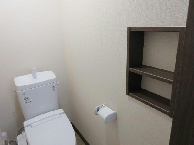 新町東7丁目一棟二戸のトイレ|1F