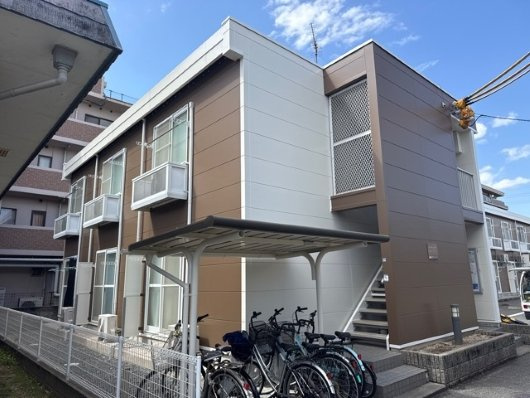 【外観】 | レオパレスｐａｒａｄｉｓｅ．Ａ | きれいな外観です