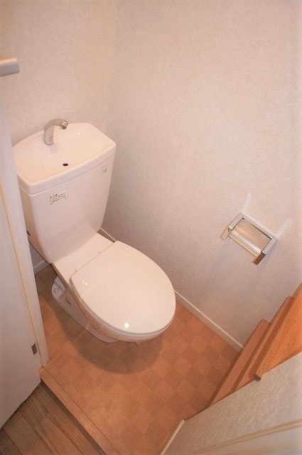 新品家具付きマンション築港本町1(KaGood福岡)のトイレ