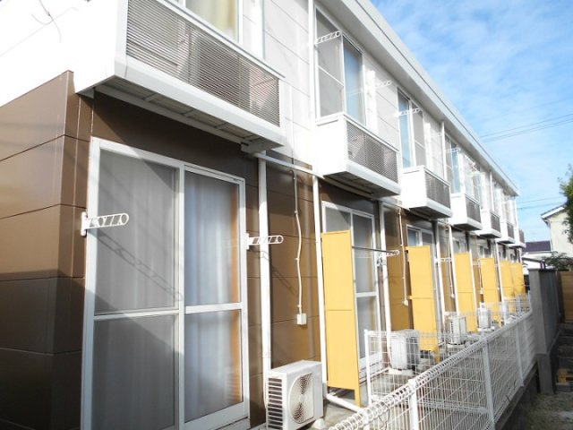 レオパレスファミーユの外観|※写真と現状が異なる場合は現状を優先
