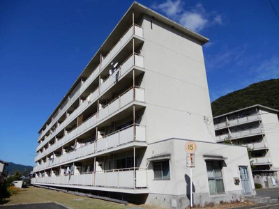 【外観】 | ビレッジハウス宇甘川1号棟 | 外はこのようになっています