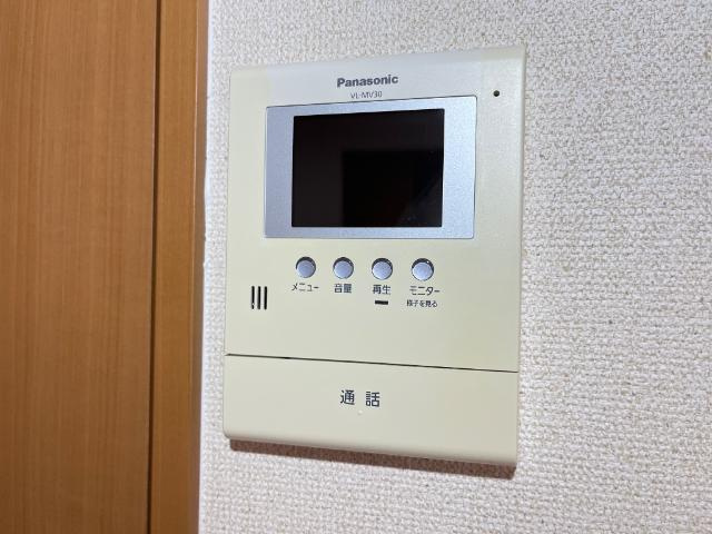 ブルーダイヤモンドの内装|カメラ付インターホン