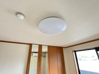 【設備】 | ブルーダイヤモンド | 照明器具
