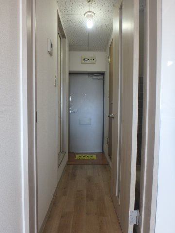 コンフォールの玄関|岡山市北区下中野　コンフォール　1K　玄関