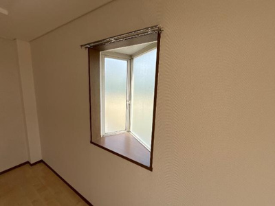 【設備】 | グランチェスタⅡ | 出窓付き