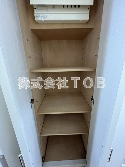 【収納】 | つつじヶ丘エクセルハイツⅣ | 廊下収納