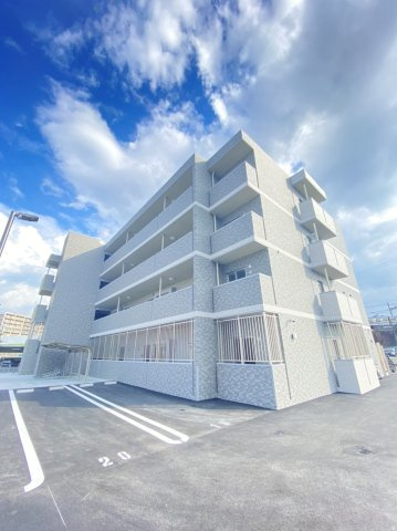 Luminous Terrace 諸岡（ルミナステラスモロオカ）の外観