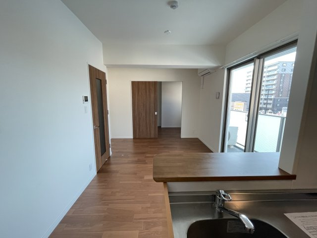【居間・リビング】 | La Cienega博多南 | 同物件別部屋写真です