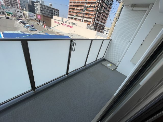【バルコニー】 | La Cienega博多南 | 同物件別部屋写真です