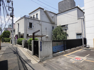 台東区立書道博物館まで377m
