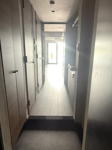 Le'a横濱和田町参番館の玄関