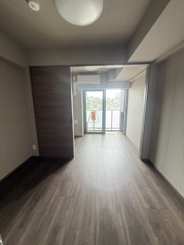 Le'a横濱和田町参番館の居間・リビング