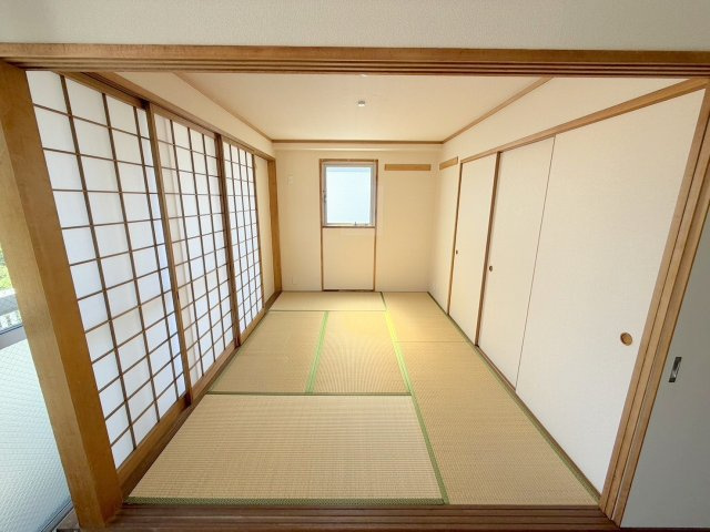広島市西区高須３丁目の賃貸マンションの和室