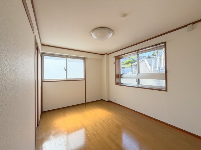 広島市西区高須３丁目の賃貸マンションの居間・リビング