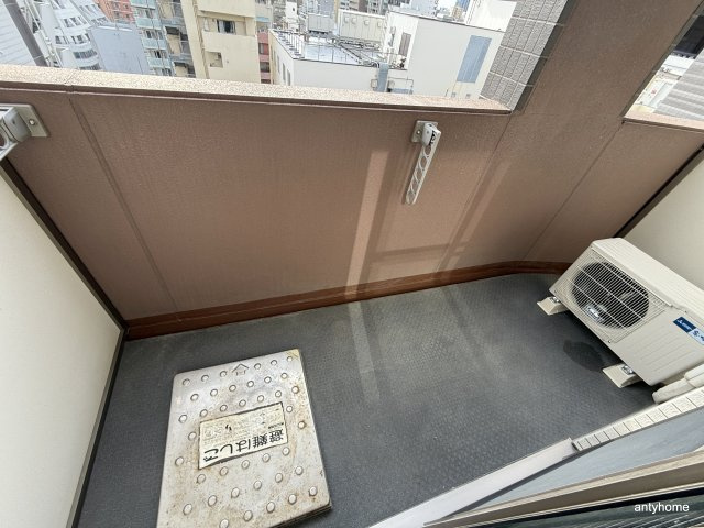 アーデンタワー西本町　仲介手数料無料のバルコニー