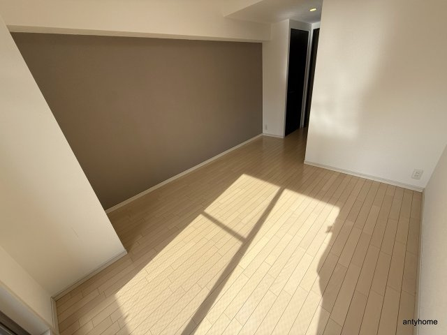 アーデンタワー西本町　仲介手数料無料の居間・リビング