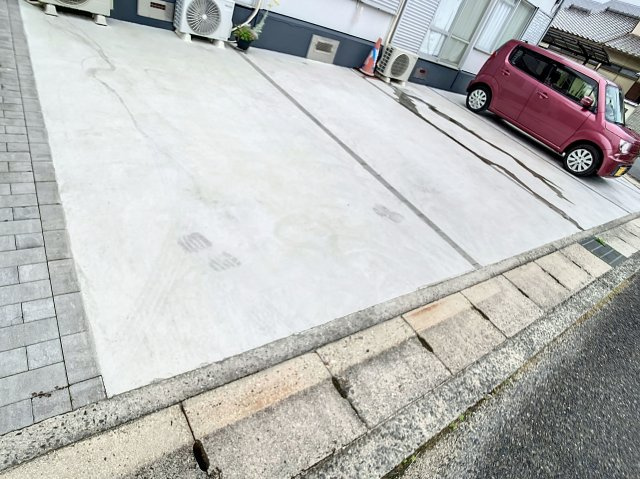 Cache-CacheHouseの駐車場