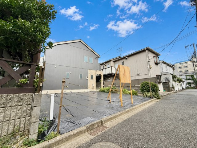 世田谷区船橋2丁目　建築条件付き売地の前面道路含む現地写真|2026.07.25撮影

現地ご見学希望・資料請求などお気軽にお問い合わせ下さい！
03-5990-5201