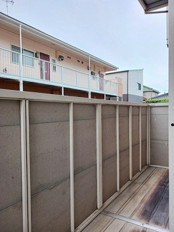 【バルコニー】 | ニューシティしみず２ | お洗濯にも便利なバルコニー付き