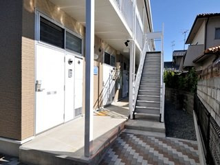 レオパレスアルカネットの外観|※写真と現状が異なる場合は現状を優先