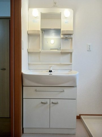【洗面所】 | プラム | コンパクトで使いやすい洗面所