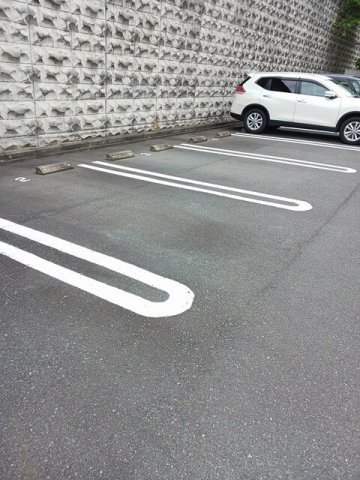 【駐車場】 | プラム | 駐車場完備です